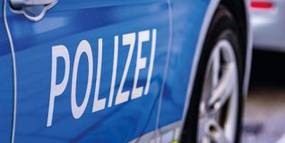 Die Polizei bittet Zeugen, sich zu melden.